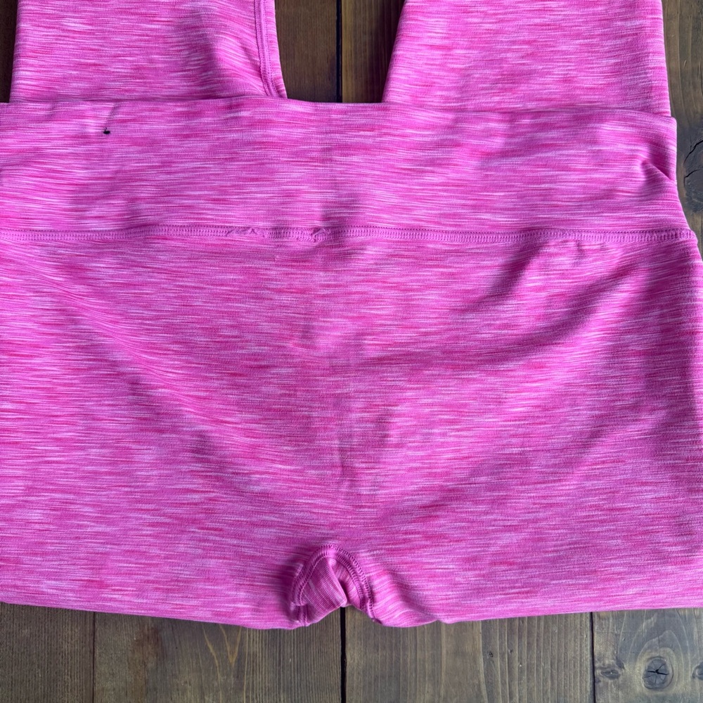 PINK Victoria’s Secret Pink Croppd Leggings - Picture 6 of 8